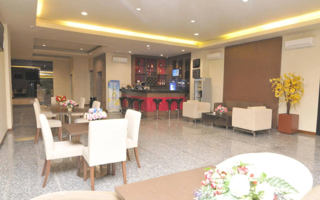 Airy Panakkukang Boulevard Raya Selatan Makassar