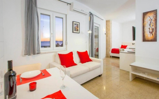 Ark Beach Apartment - Rabbit
