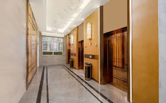 Vienna International Hotel (Hami Yingbin Avenue)
