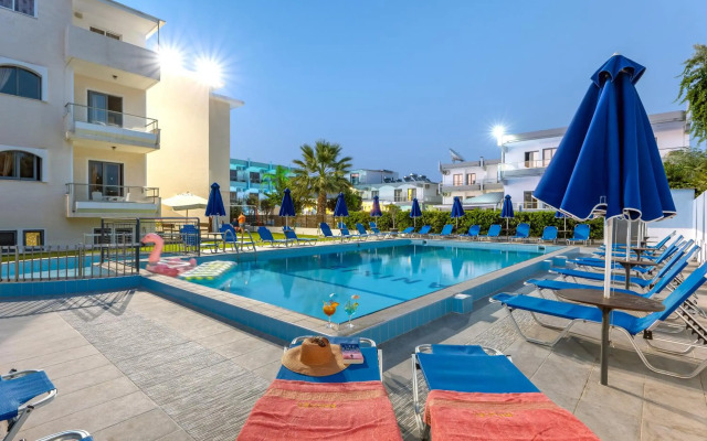 Anixis Hotel