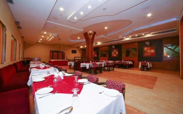 Capital O 5752 Tuma Park Adityaz
