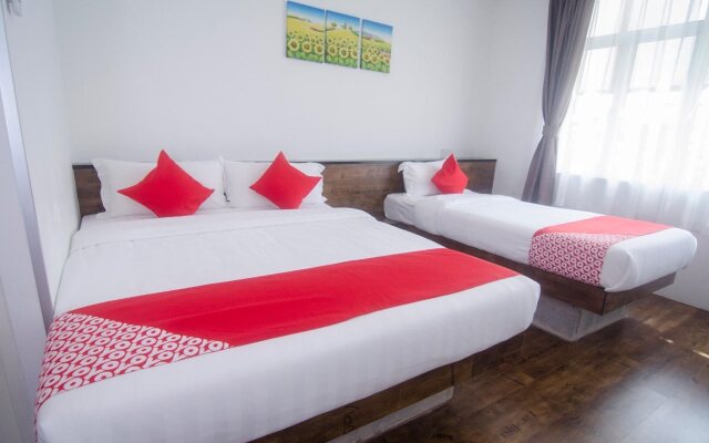 Mandurah Room & Cafe by OYO Rooms