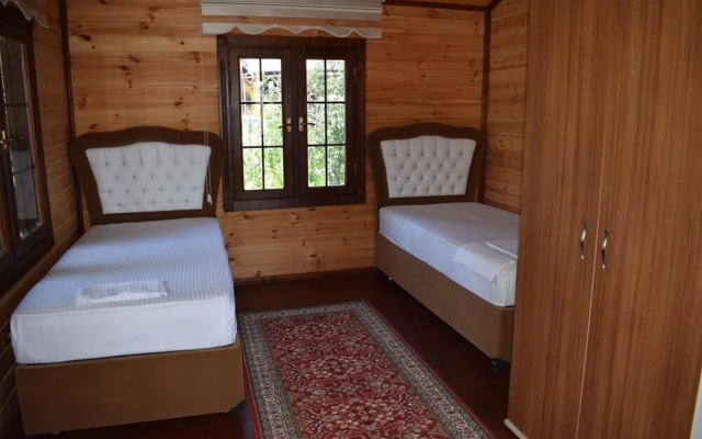 Zahi Bungalov