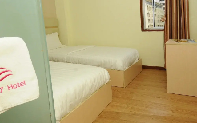 Ocean 77 Hotel