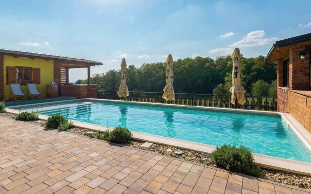 Stunning Home in Repusnica With 5 Bedrooms, Wifi and Outdoor Swimming Pool