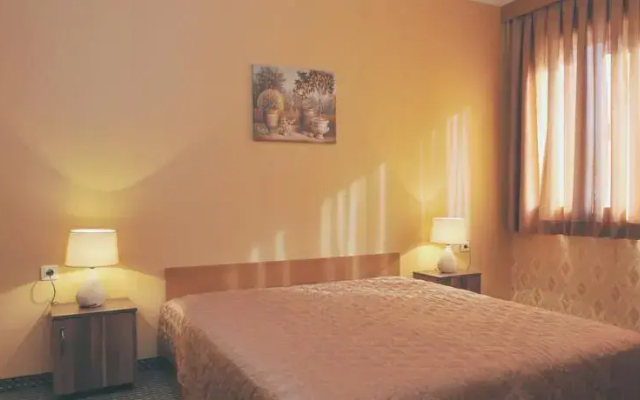 Rodopi Hotel