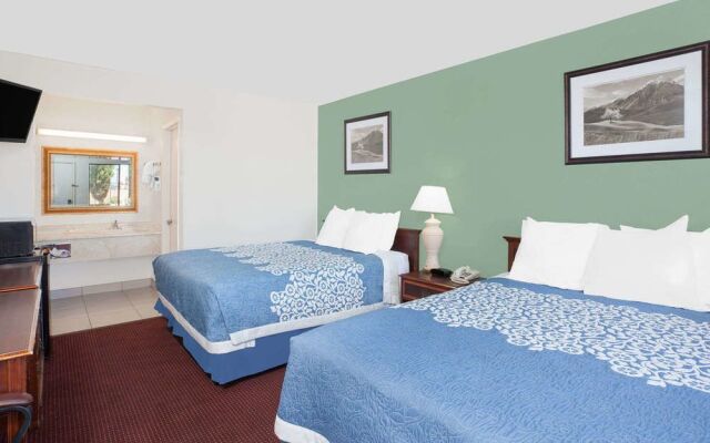 Days Inn Lost Hills