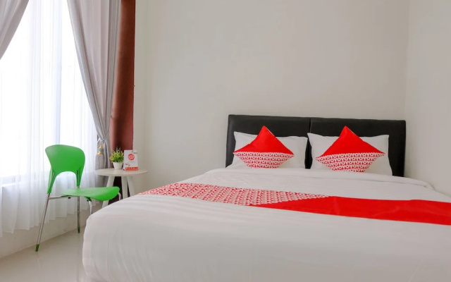 Capital O 2798 Semeru Residence Syariah