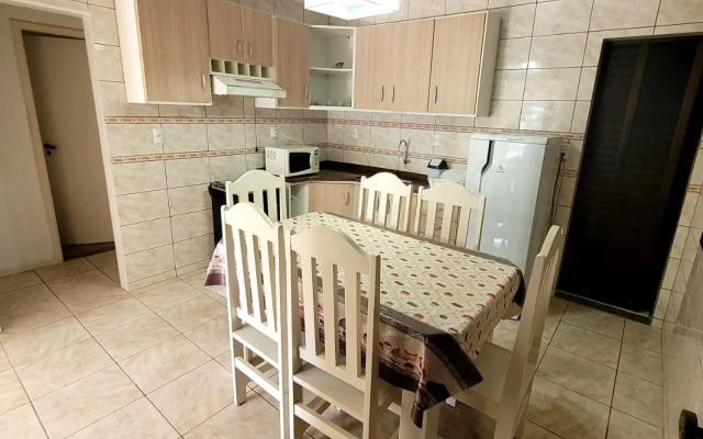 Bombinhas Brasil Residence II Guest House