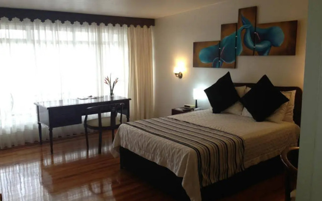 Regines Hotel