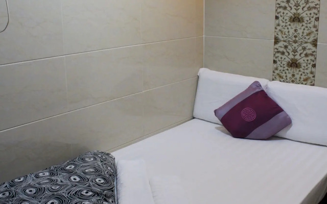 Russian Hostel