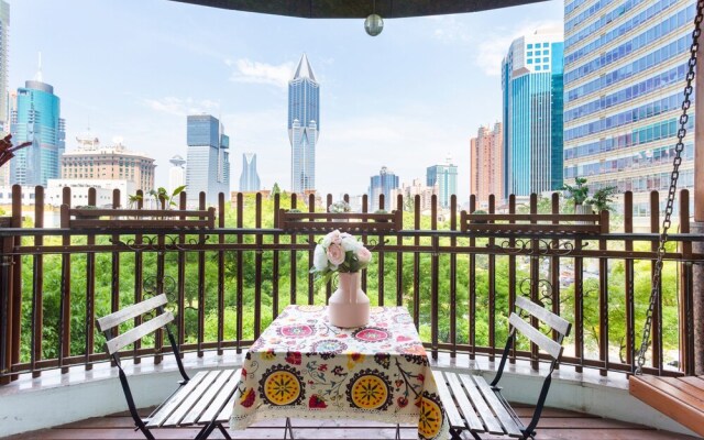 StarHome West Nanjing Road Branch