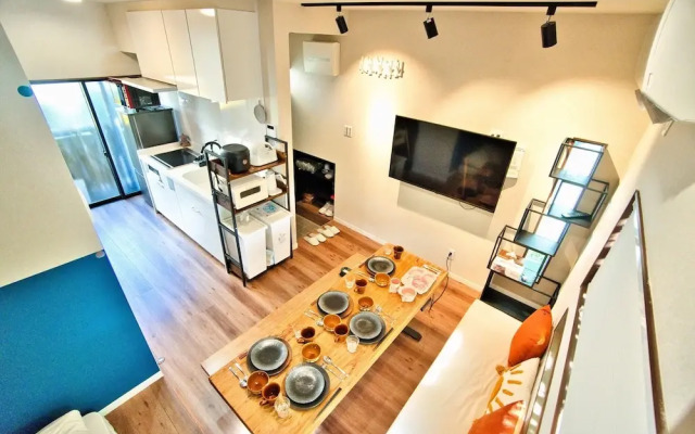 Tokyo Nook