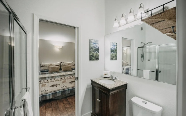 Glacier Springs – Cabin #16 - 1Br Cabin