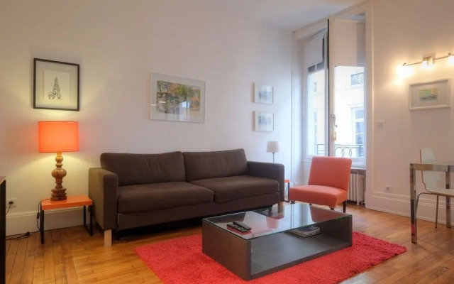 Honorê, Hôtel pour Nomades rêveurs