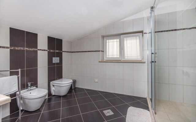 Amazing Home in Kanfanar With Wifi and 3 Bedrooms