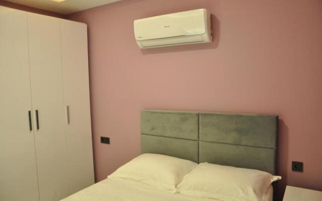 X Suite Apart