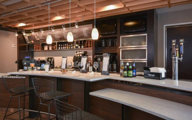 Courtyard Charlotte Concord