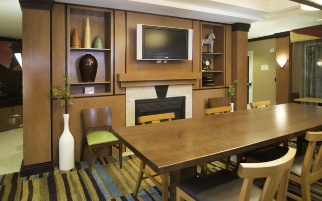 Fairfield Inn & Suites Burley