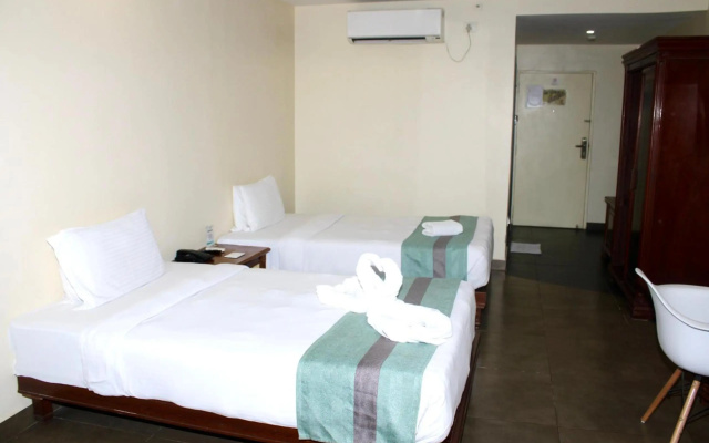 OYO 1802 Hotel Sandhya – Guest Rooms – Hyderabad