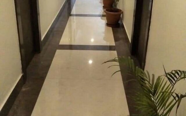 Kamakshi Residency by Royal Collection