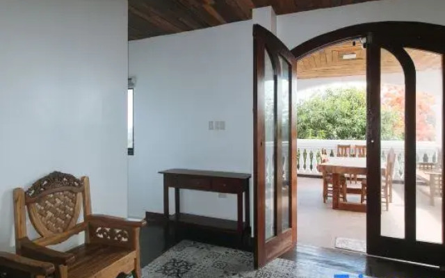RedDoorz @ Casa Rafaelle Transient Ilocos Sur