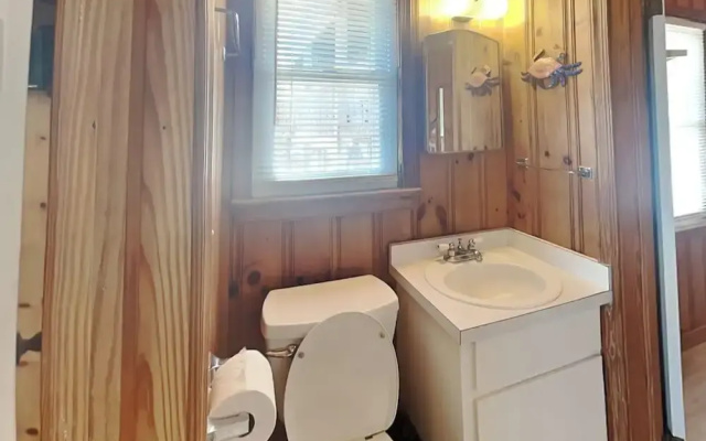 Mamaw's Spot by Topsail Realty