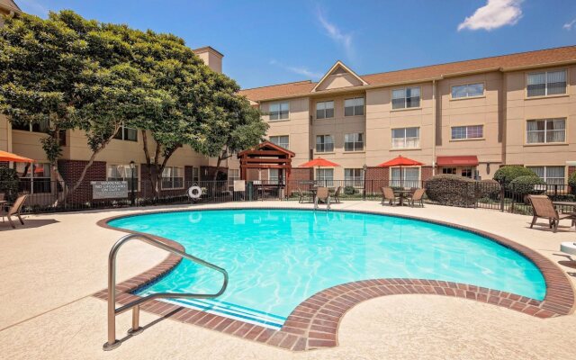 Residence Inn by Marriott Arlington