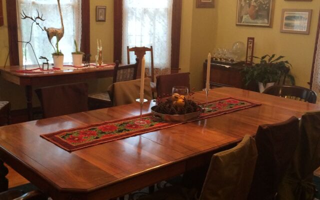 Ye Olde Walkerville Bed & Breakfast