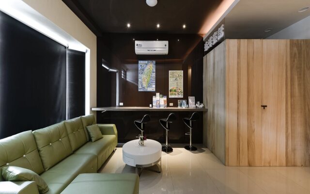 N22 Hostel