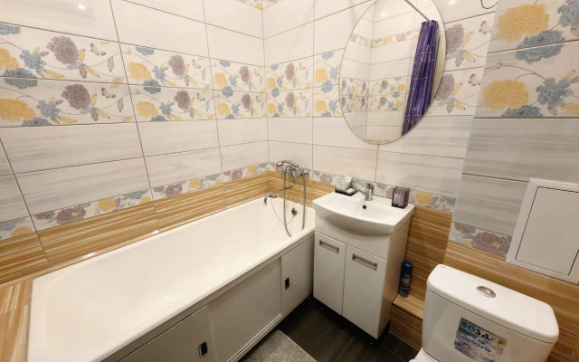 Like Home на Адмирала Нахимова 4