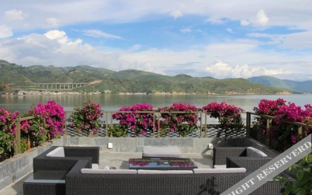 Shuanglang Ziyan Zhuangyuan Inn