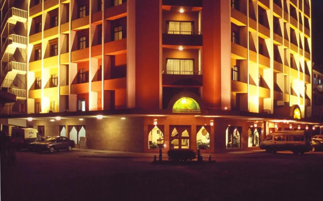 Royal Court Hotel
