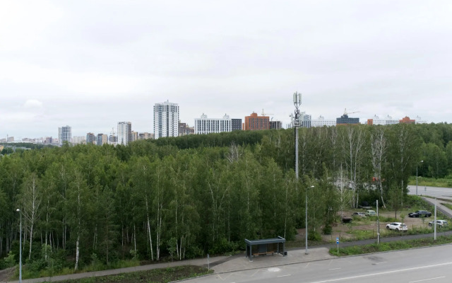 Апартаменты на улице Петра Сумина 22