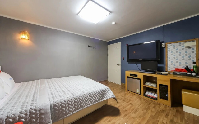 Busan Daeyeon-Dong Ribe