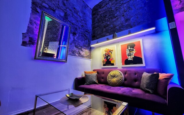 Oddity Studio By Paradox