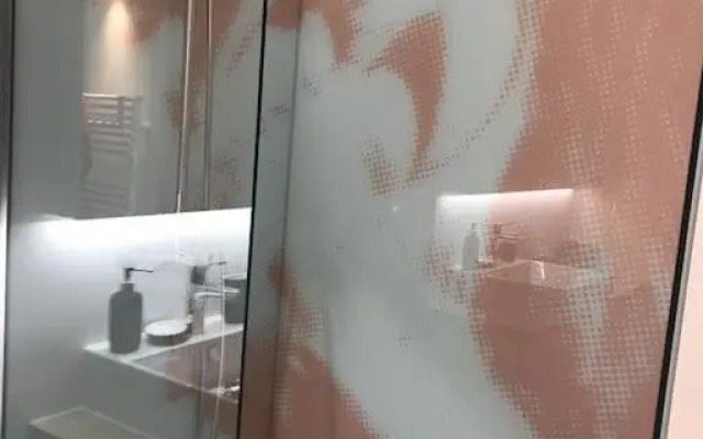 Sunny home with cute dragon in the center+parking