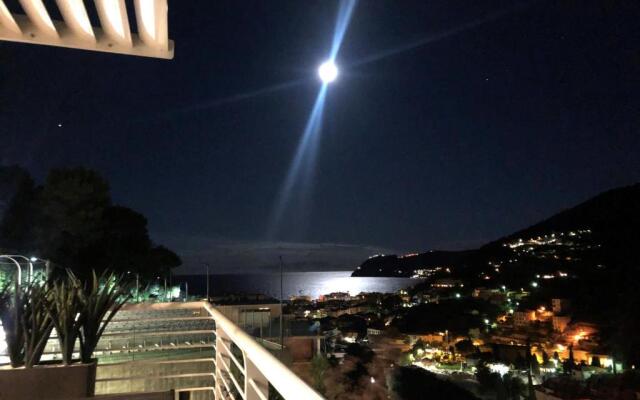 Exclusive Apartment - Alassio