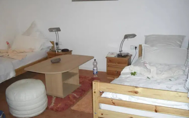 NETA Privatunterkunft