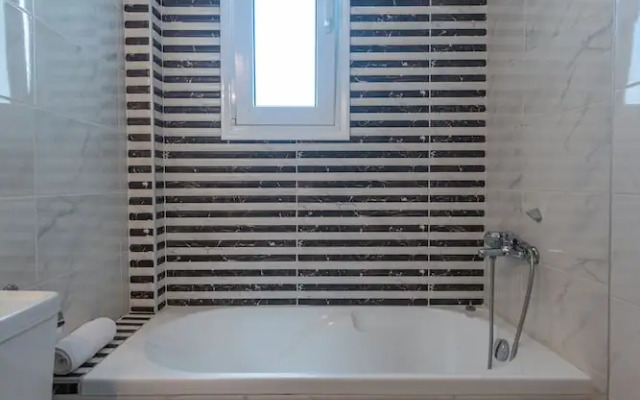 Lilu Villa 2 With Private Pool