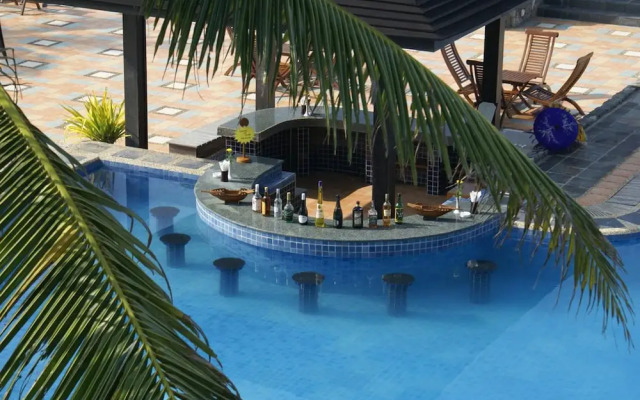 Sunny Paradise Resort