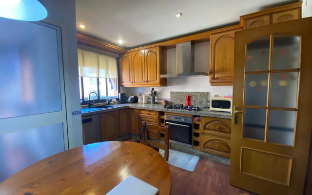 acogedor piso con parking santa justa