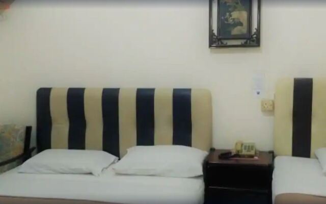 Ang's Hotel