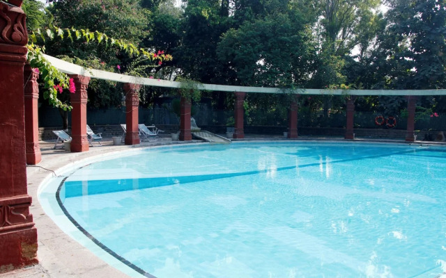 Nilambag palace