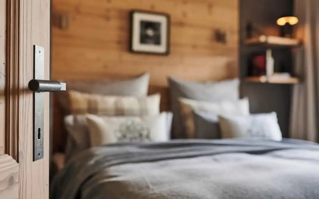 Serviced Luxury Chalet Evi