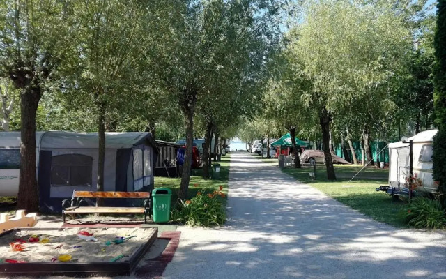 Eldoradó Fogadó és Kemping