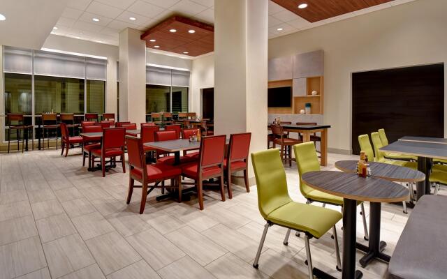 Holiday Inn Express And Suites Galveston Beach by IHG