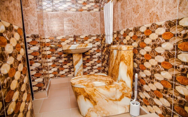 Tobby Royal Suites