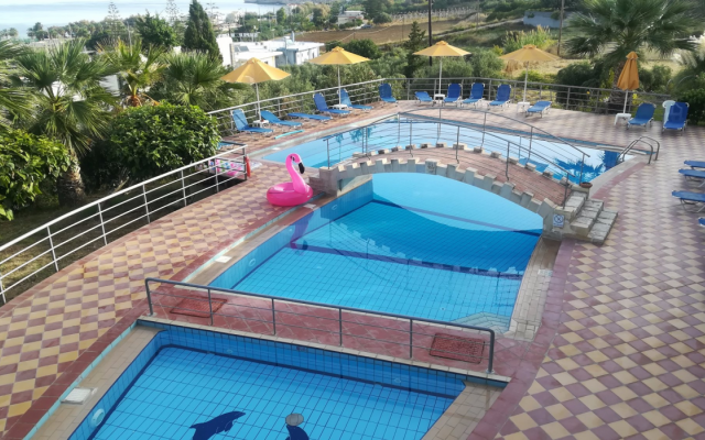 Oasis Skaleta Hotel