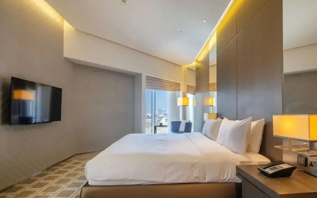 Elegant 1BR Near Wafi Mall Central Dubai Stay